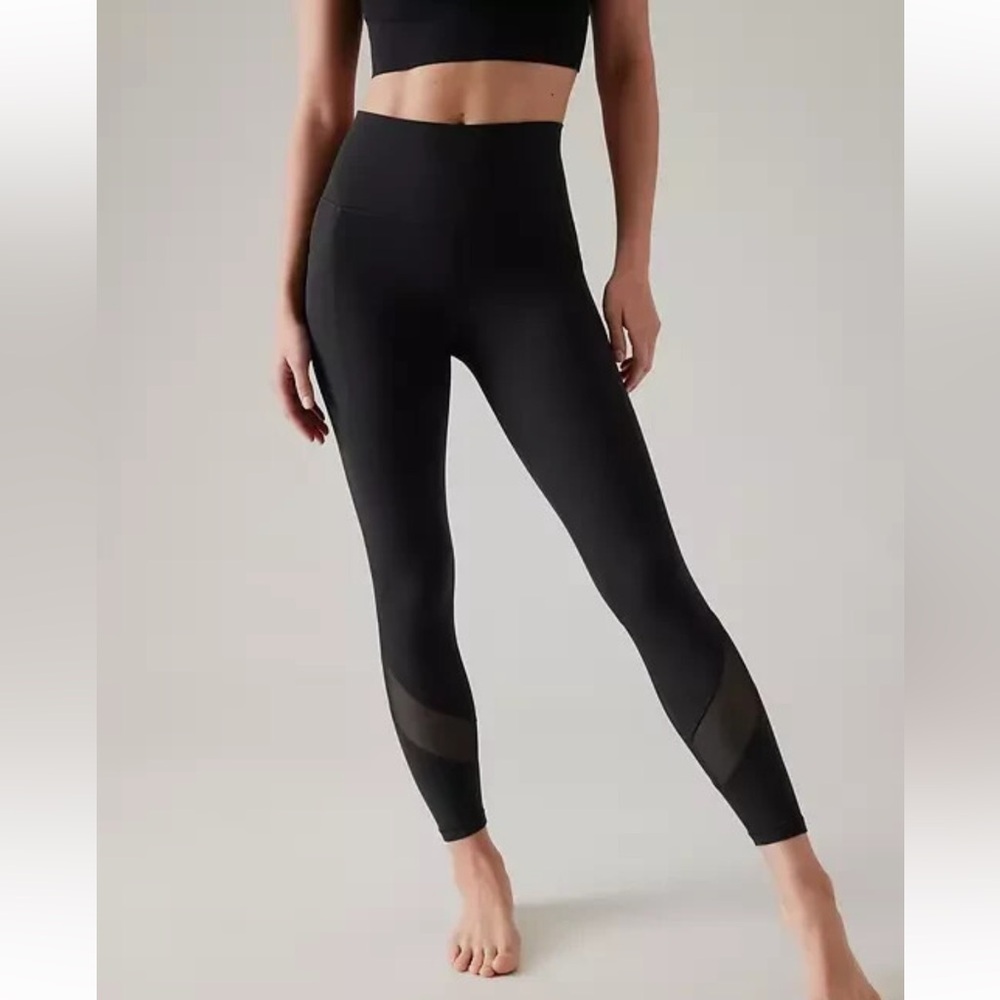 Athleta XL Tall Salutation Stash 7/8 Mesh Tights